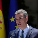 El primer ministro de España, Pedro Sánchez, hace una declaración en el Palacio de la Moncloa en Madrid, España, el martes 18 de mayo de 2021. La repentina afluencia de inmigrantes a España ha profundizado la disputa diplomática entre Rabat y Madrid y ha creado una crisis humanitaria para Ceuta, la ciudad española. de 85.000 que se encuentra en el norte de África en el Mediterráneo, separada de Marruecos por una valla de doble ancho y 10 metros. Foto: AP / Manu Fernandez, Grupo.