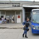 Las llamas afectaron a los 180 detenidos del pabellón.