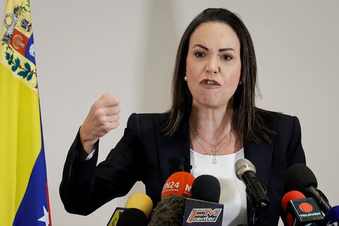 María Corina Machado quedará inhabilitado para ocupar cargos públicos por 15 años retroactivos a partir de 2015.