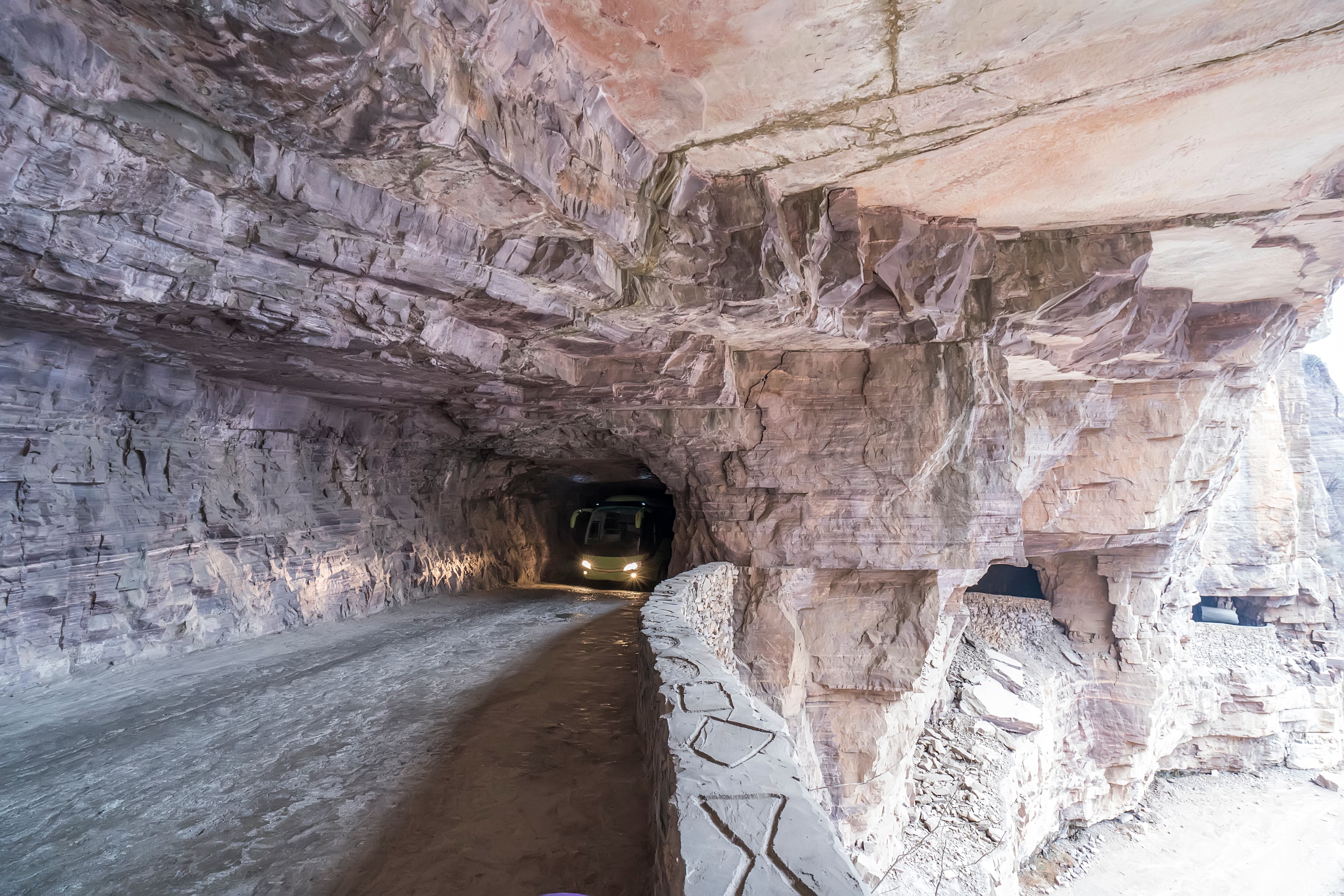 El túnel Guoliang hace parte de la carretera más peligrosa del mundo.