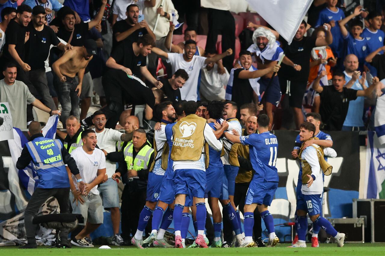 Selección de Israel celebrando en medio de las eliminatorias rumbo al Mundial 2026