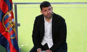 Kun Agüero habló de la posibilidad de volver al fútbol.