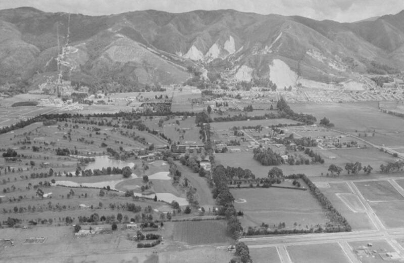 165. Country Club.