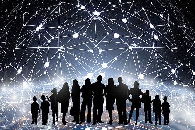 Cómo están usando internet los niños, niñas y adolescentes en Colombia después de la pandemia.