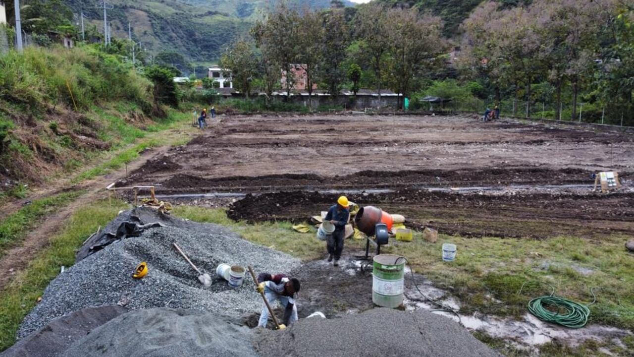 La administración municipal lidera una serie de obras para cambiarle la cara a Dabeiba.