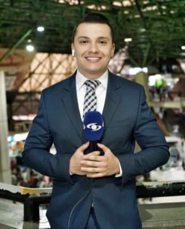 Un habitante en condición de Calle dañó el vehículo en el que se movilizaba