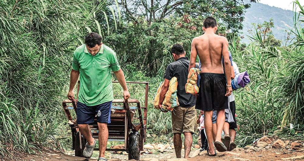 Estudiantes, personas con discapacidad o quienes requieran atención en salud pueden entrar a Colombia sin necesidad de cumplir el pico y cédula.
