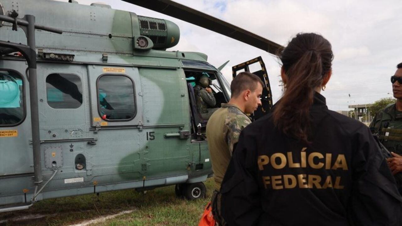 La Policía de Brasil en la Amazonía
POLICÍA DE BRASIL