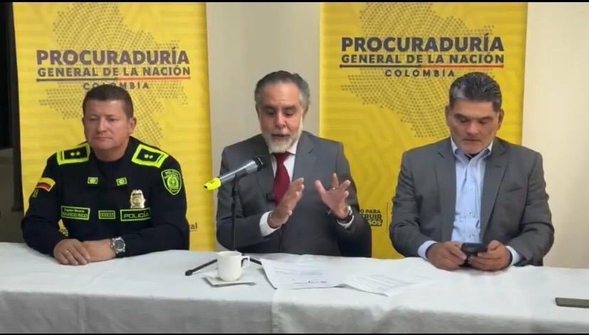 El Procurador General de la Nación, Gregorio Eljach, el ministro del Interior, Armando Benedetti  y representantes de la cúpula militar se reunieron para evaluar la seguridad de los candidatos de caras a las elecciones del 31 de mayo.