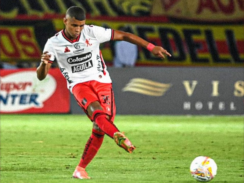 Josen Escobar, lateral derecho del América de Cali.