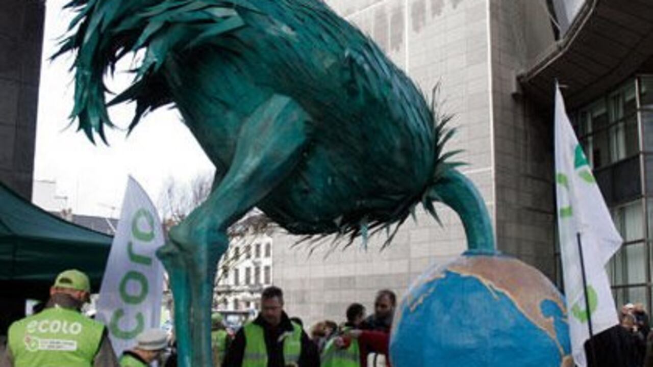 AP. La protesta en Copenhague cobró por momentos forma de arte.