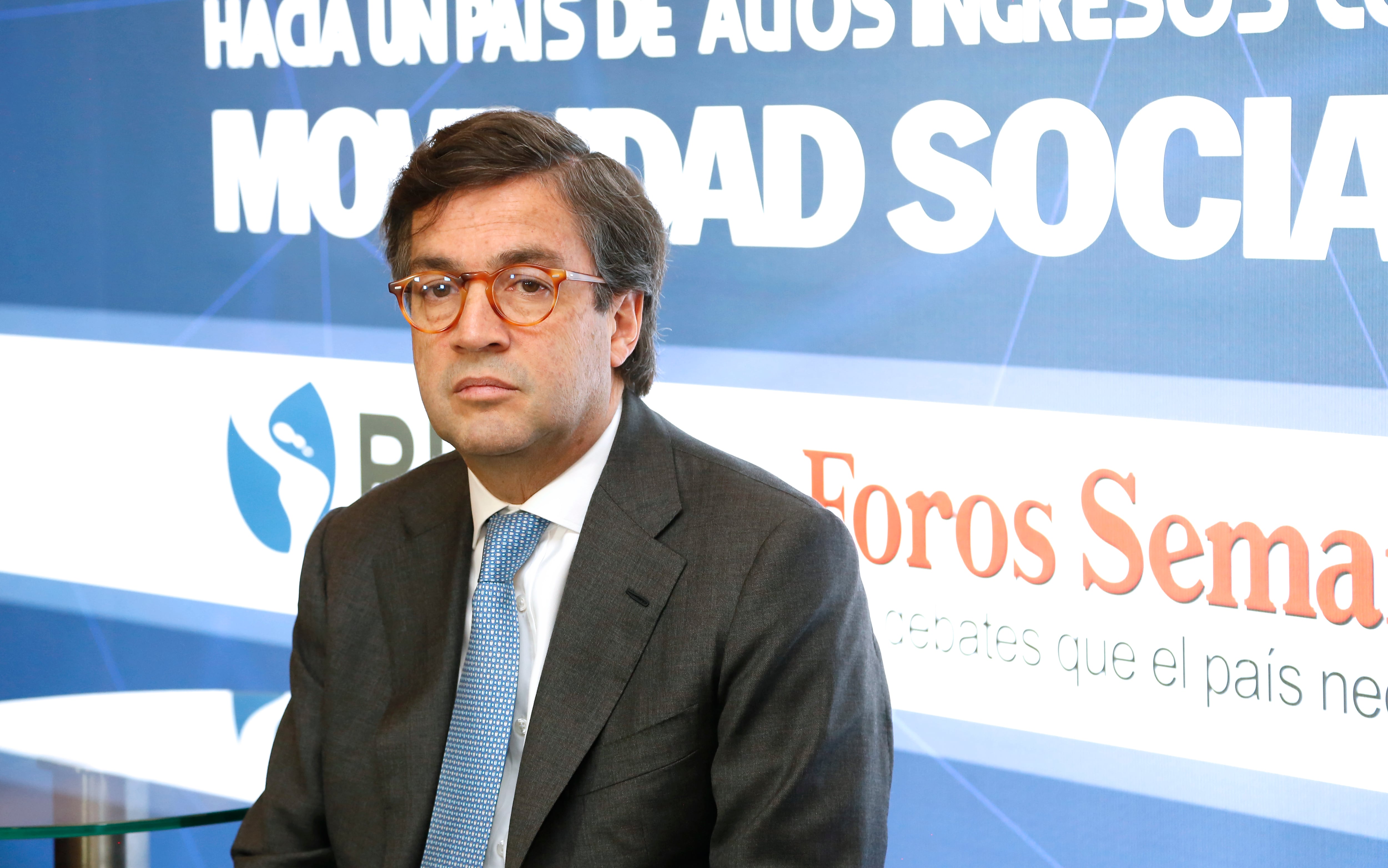 LUIS ALBERTO MORENO.