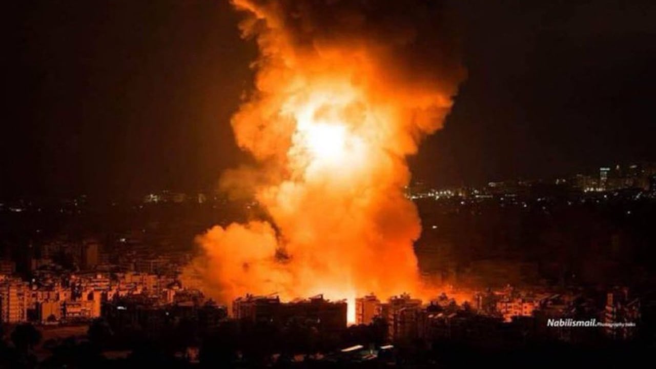 “El régimen de Irán y sus asociados en la región han estado atacando implacablemente a Israel desde el 7 de octubre... incluyendo ataques directos desde suelo iraní”, decía un comunicado del ejército israelí.