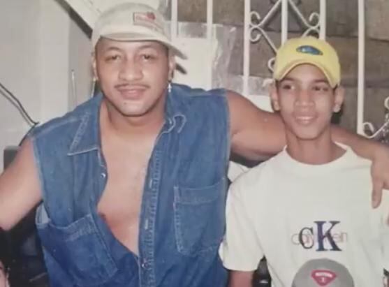 Javier Vásquez, exvocalista de Grupo Niche, se despidió a Andrés Fernando Vásquez Salazar, su hijo mayor.