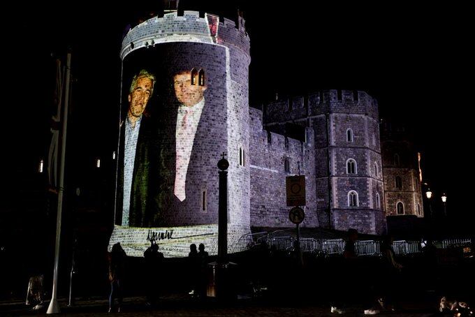 4 personas proyectaron imágenes de Donald Trump y Jeffrey Epstein en el Castillo de Windsor. - Foto de Redes Sociales