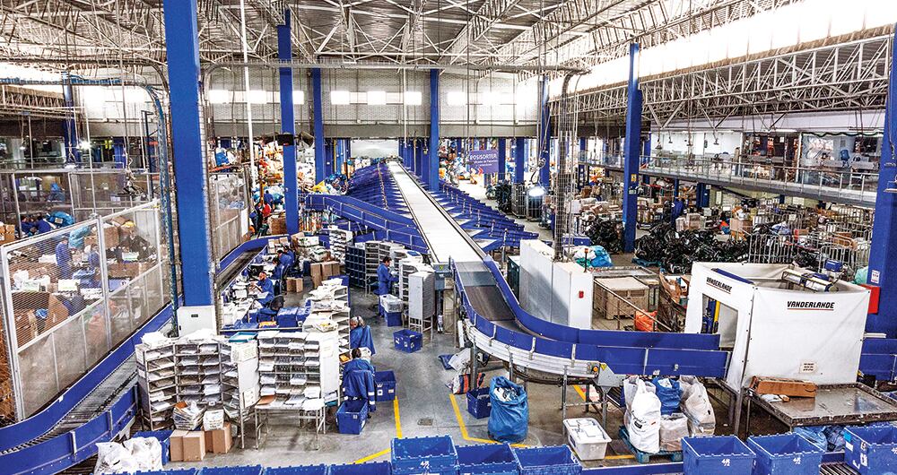 La empresa se encarga de la mensajería estatal.