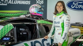 Colombiana Tatiana Calderón en la Nascar Brasil.
