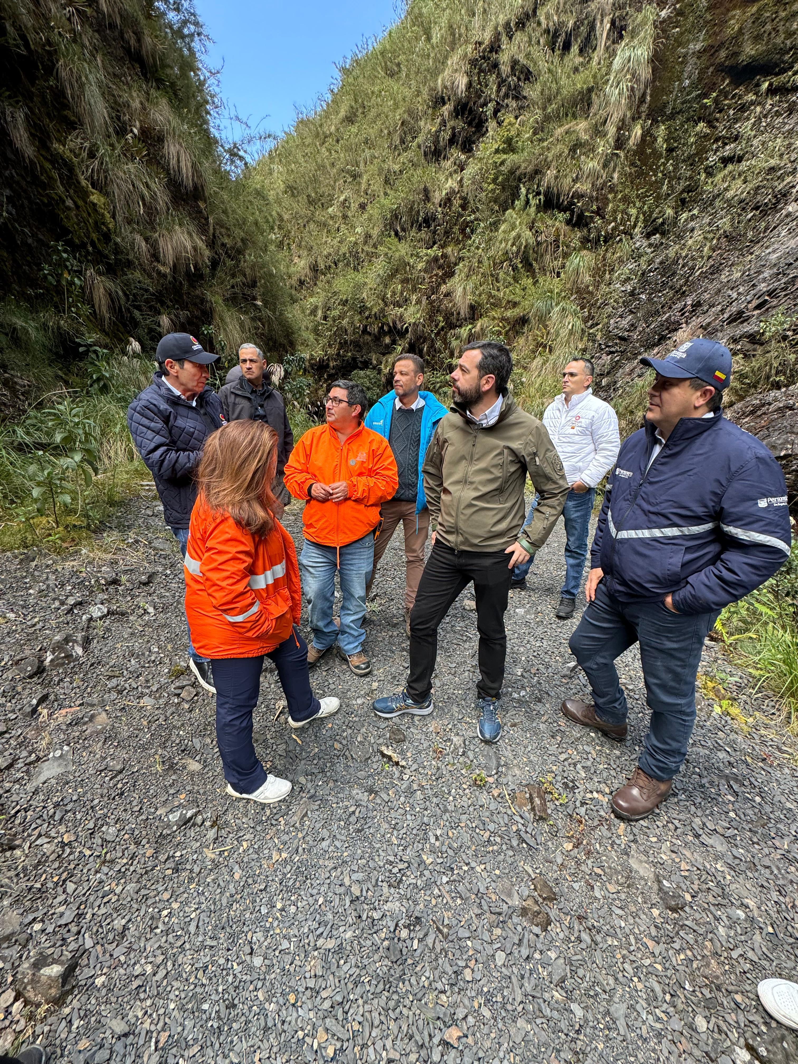 El alcalde Carlos Fernando Galán, y organismos de control, visitaron el embalse de Chuza, del Sistema Chingaza.