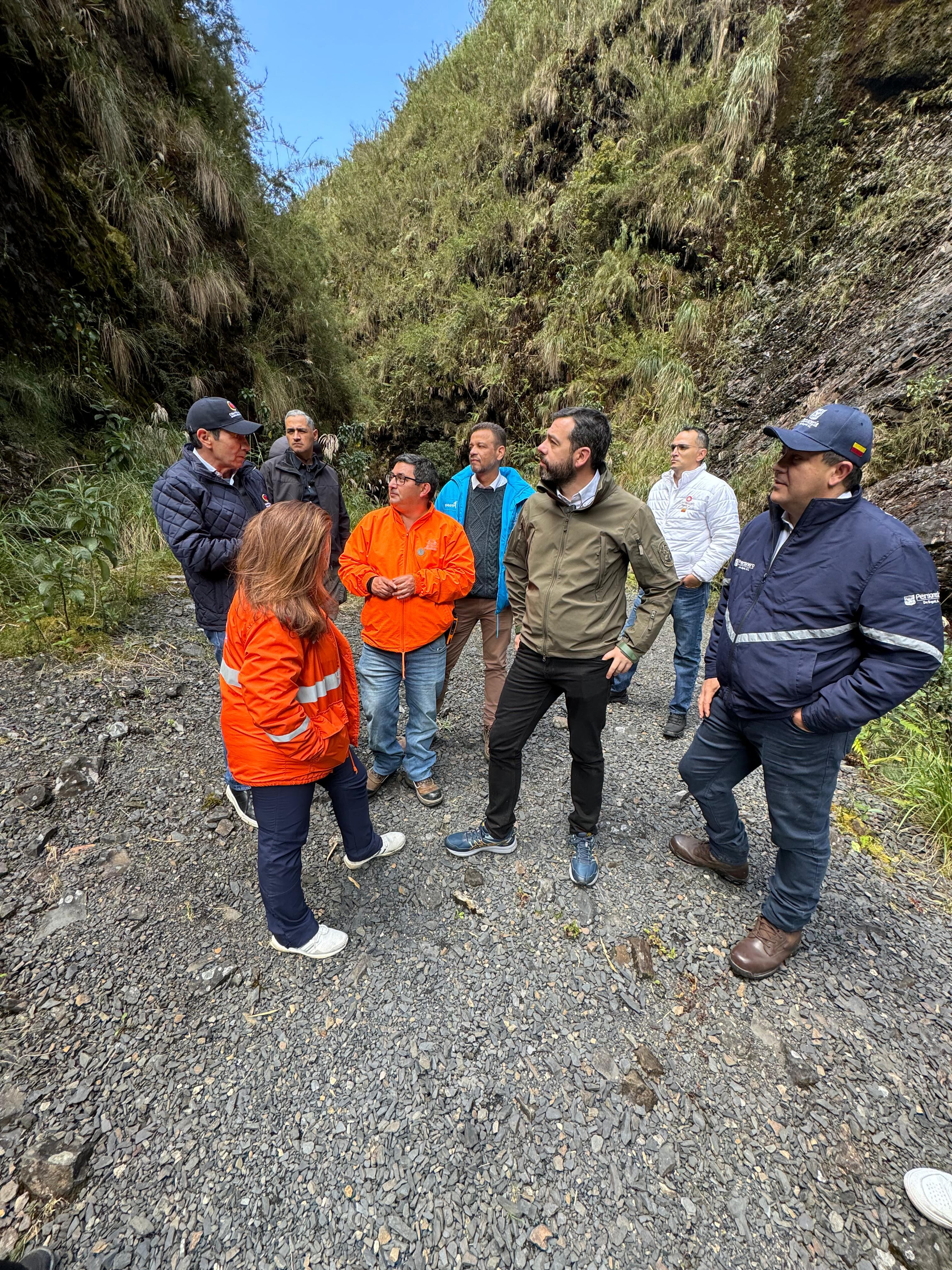El alcalde Carlos Fernando Galán, y organismos de control, visitaron el embalse de Chuza, del Sistema Chingaza.