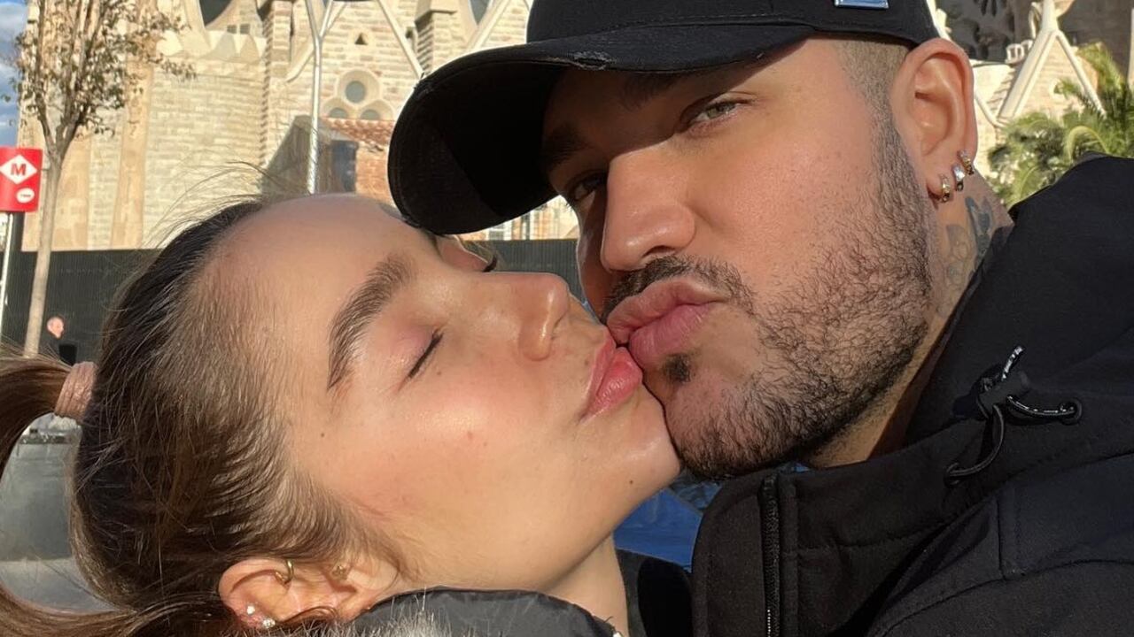 Paola Jara y Jessi Uribe son dos artistas colombianos que empezaron su amor con rumores de infidelidad