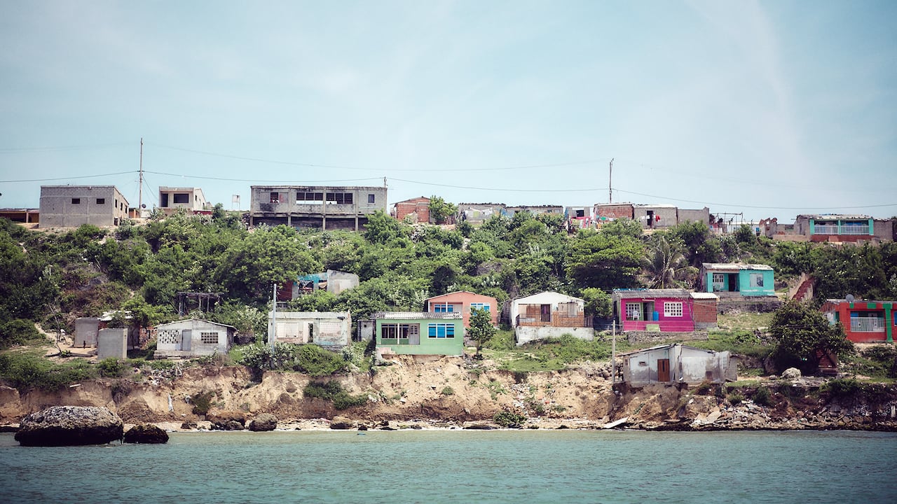 En un área 6 kilómetros más pequeña que la isla de San Andrés, a solo 10 minutos de Cartagena, se encuentra Tierra Bomba.