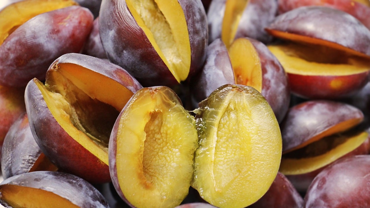 Se aconseja consumir esta fruta para poder ir al baño. Es un remedio natural para tratar el estreñimiento que se conoce desde hace muchos años.
