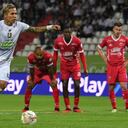 Dayro Moreno antes de marcar su gol número 221 en la historia del Fútbol Profesional Colombiano (FPC) con el Once Caldas frente a Patriotas de Boyacá.