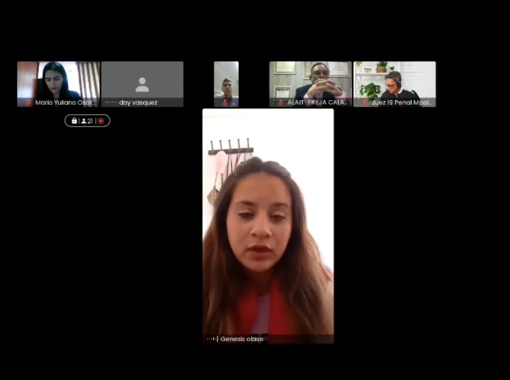 Génesis Leal denunció a Day Vásquez por interceptar su teléfono celular.