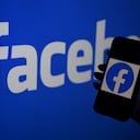 Facebook - foto de referencia (Photo by OLIVIER DOULIERY / AFP)