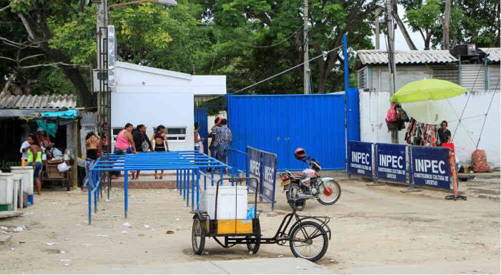Entrada a la cárcel La Ternera de Cartagena