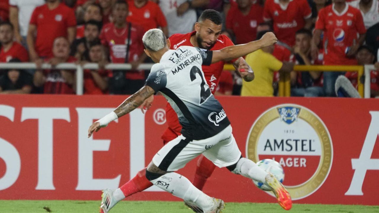 América en su debut de local por Sudamericana.