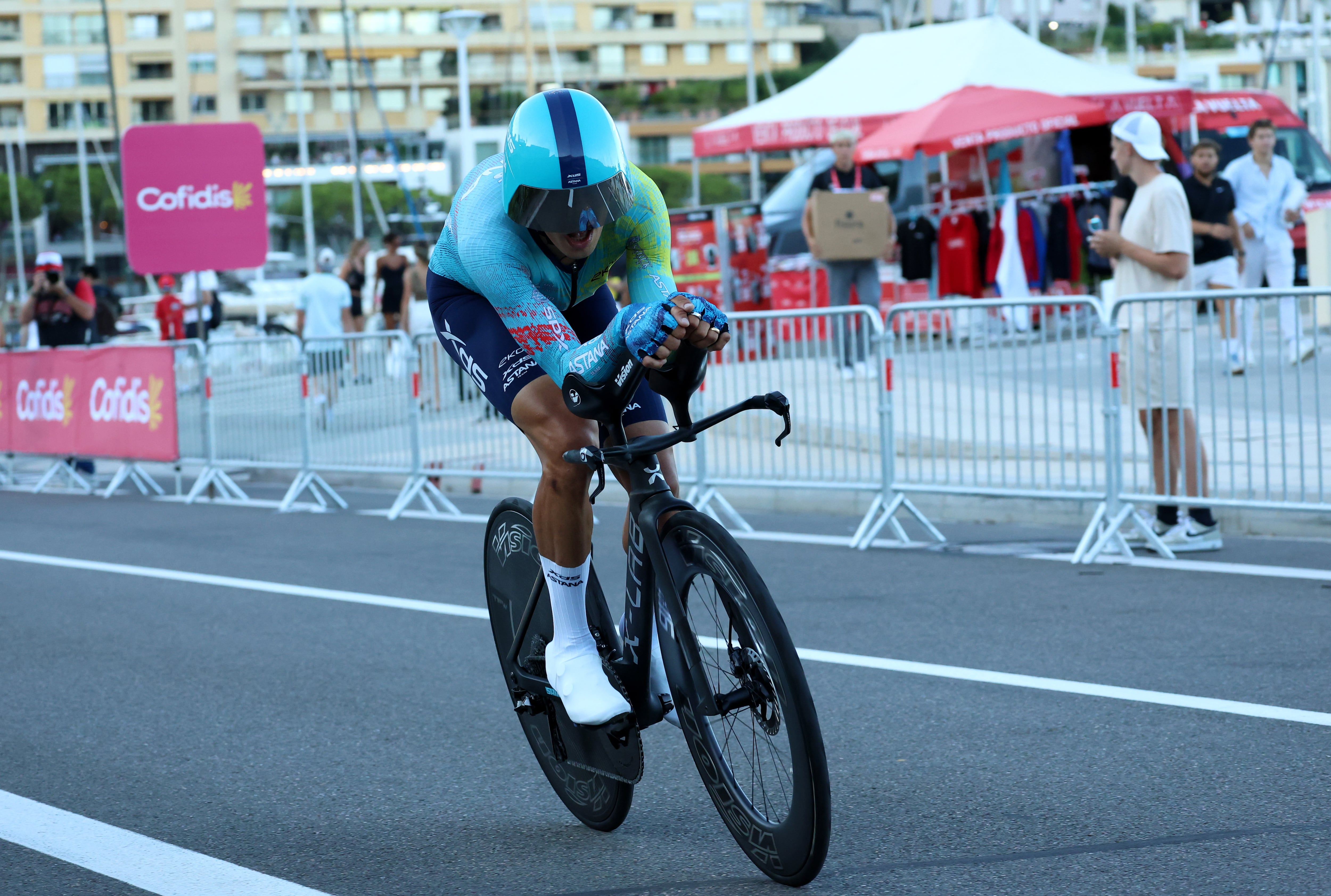 Harold Tejada, colombiano del XDS Astana Team en la Vuelta a España 2026