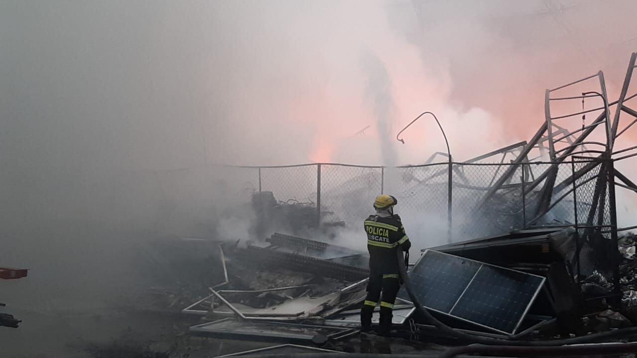 La emergencia se registró en una zona de bodegas en Barranquilla