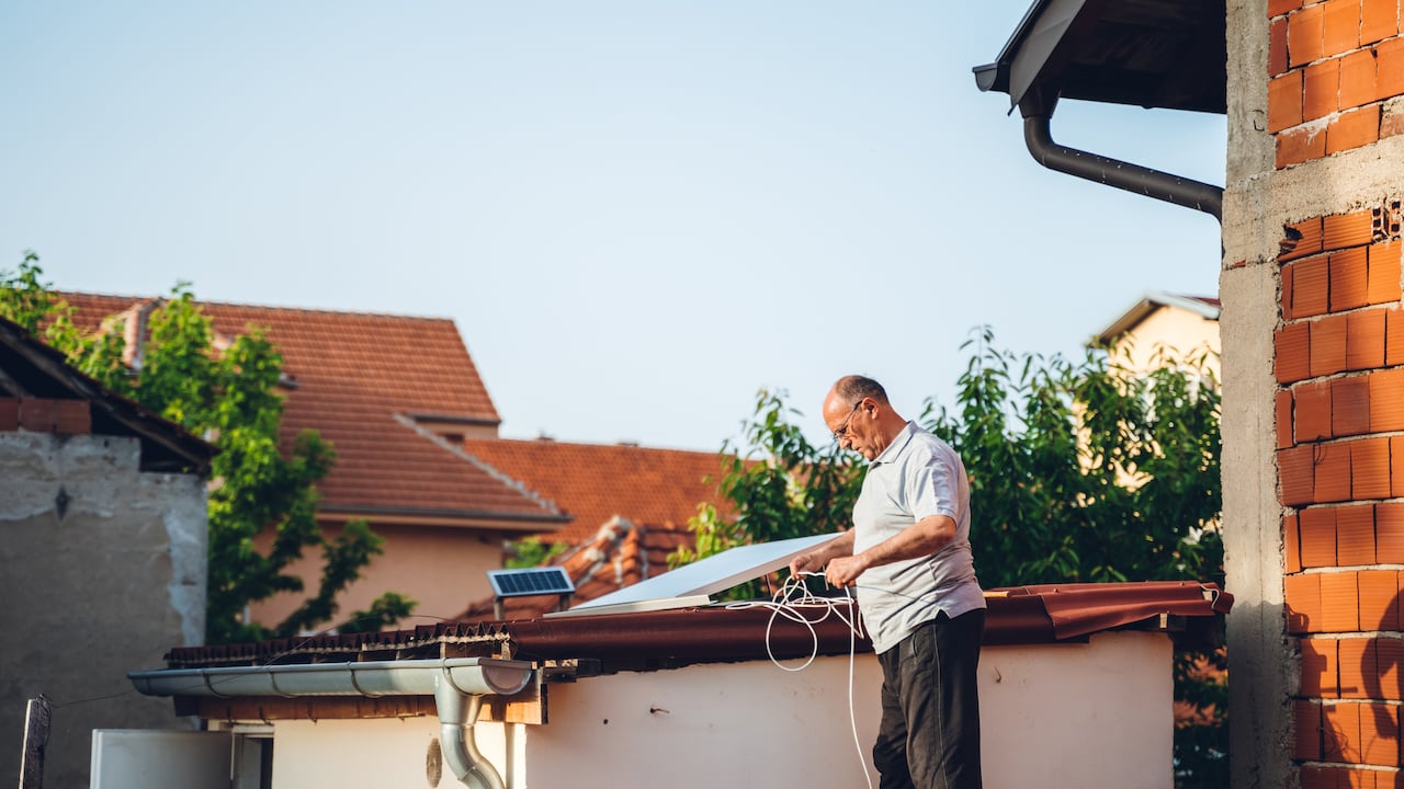 La posición y la inclinación de la vivienda son factores determinantes para una correcta instalación de paneles solares.