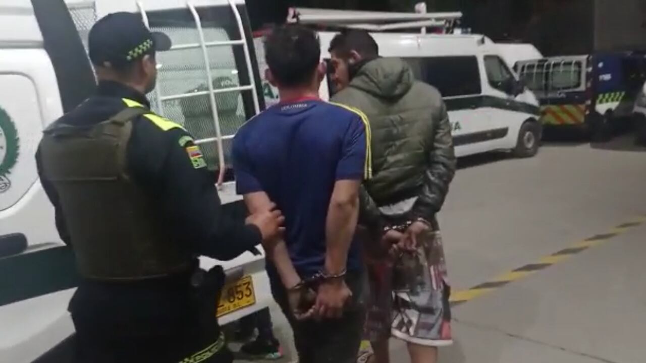 Operativo contra la extorsión en Bogotá: capturan a cinco personas que se la tenían 'al rojo' a la comunidad en Kennedy y La Candelaria