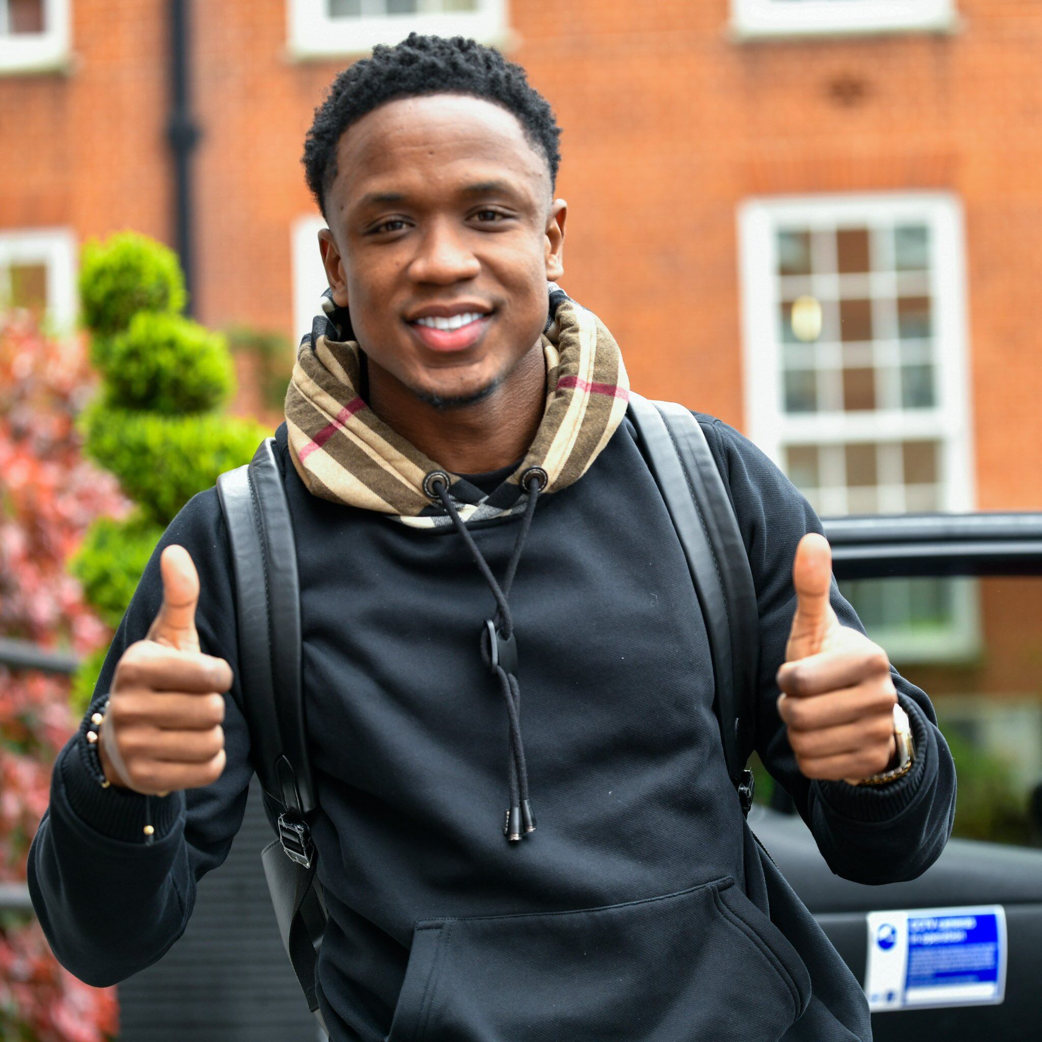 Sinisterra tendrá que regresar a Bournemouth para iniciar su recuperación