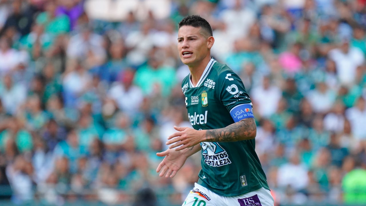 LEON, MEXICO - AUGUST 30: James Rodriguez of Leon gestures during the 7th round match between Leon and Queretaro as part of the Torneo Apertura 2025 Liga MX at Leon Stadium on August 30, 2025 in Leon, Mexico. (Photo by Luis Cano/Jam Media/Getty Images)