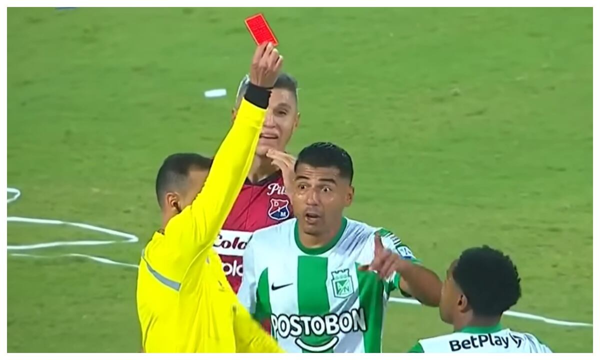 Dorlan Pabón, expulsado en el clásico paisa y sancionado tres fechas
