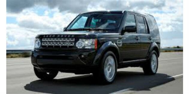 Land Rover Discovery: Es un modelo más básico que la  Range Rover, esta camioneta está hecha para andar en carretera y trechos abiertos. Adapta la velocidad según las curvas del camino o el suelo por el que ande.  