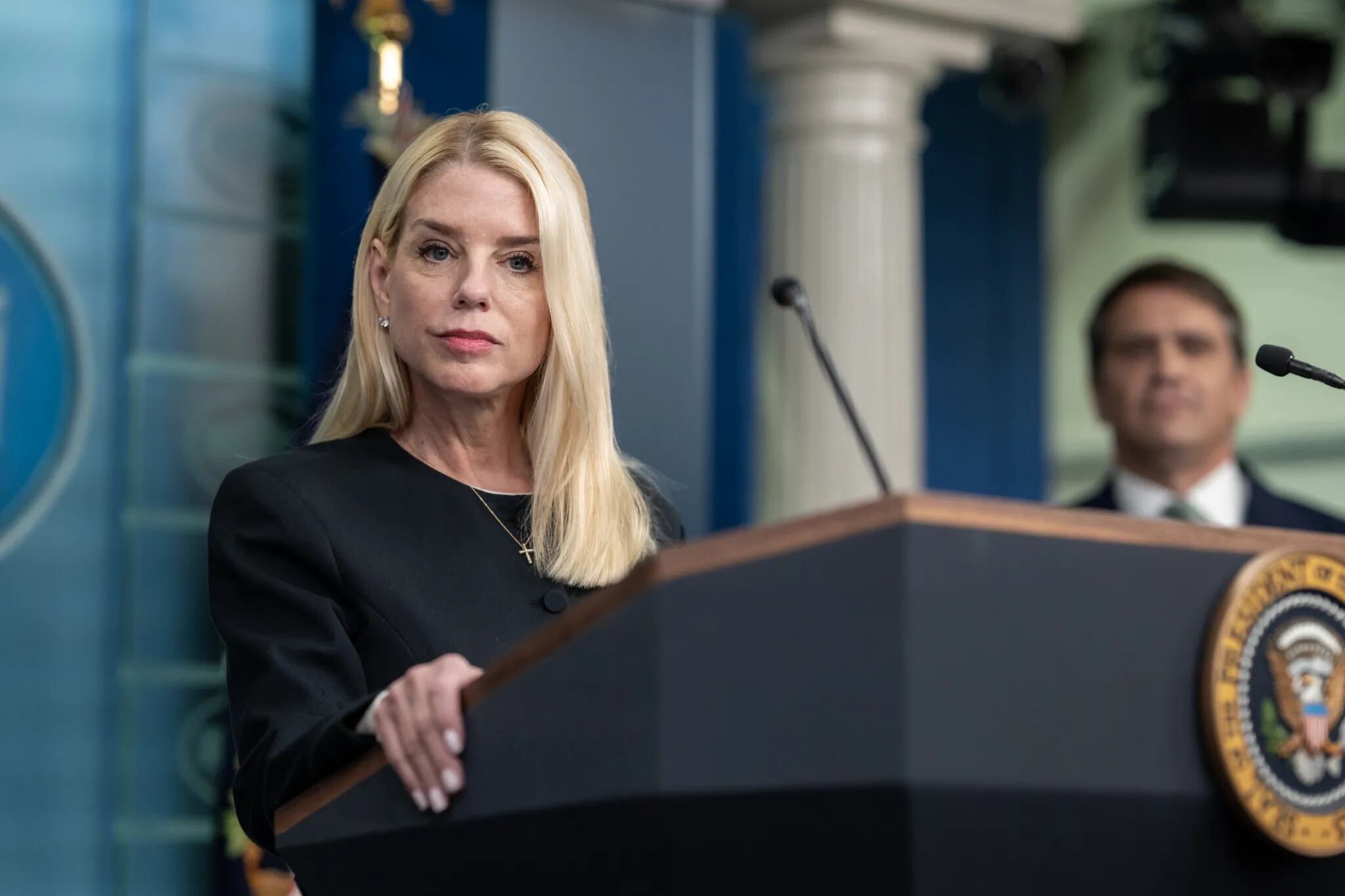 Pam Bondi y Donald Trump