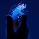 Detalles de cables de fibra óptica, una solución tecnológica para redes de telecomunicaciones y datos. // iSrock