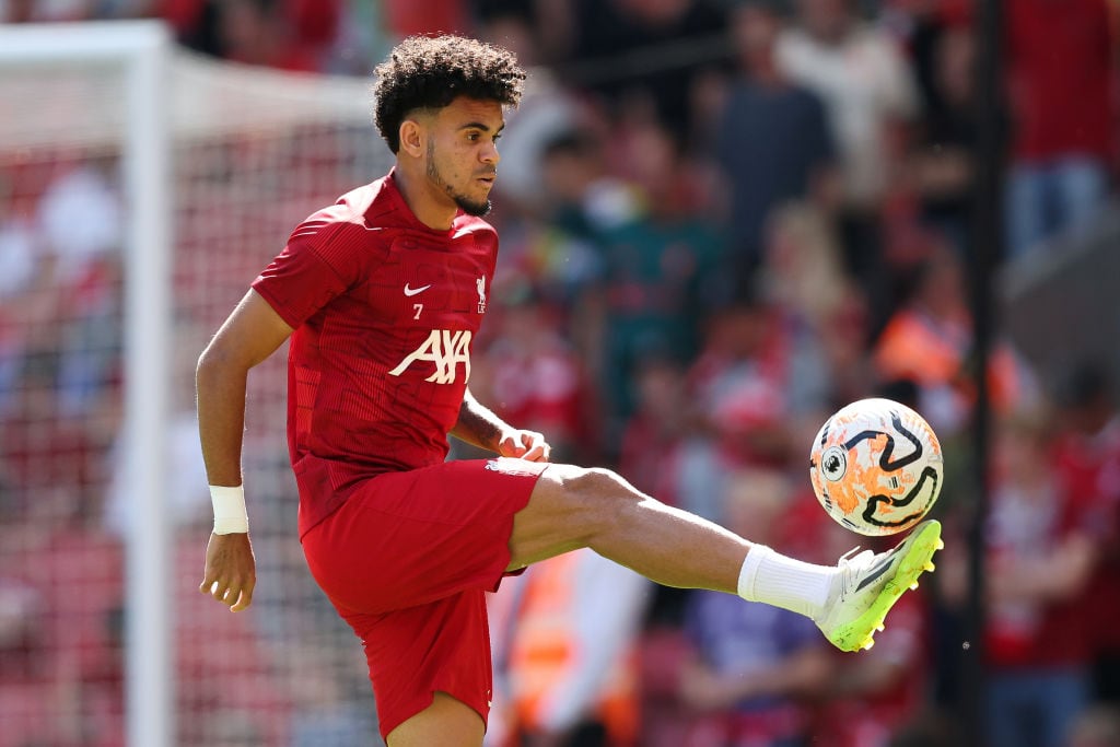LIVERPOOL, ENGLAND - SEPTEMBER 03: Luis Diaz of Liverpool warms up during the Premier League match between Liverpool FC and Aston Villa at Anfield on September 03, 2023 in Liverpool, England. (Photo by Matt McNulty/Getty Images)