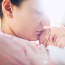 bebé, recién nacido, parto, familia, mamá, papá, madre, padre