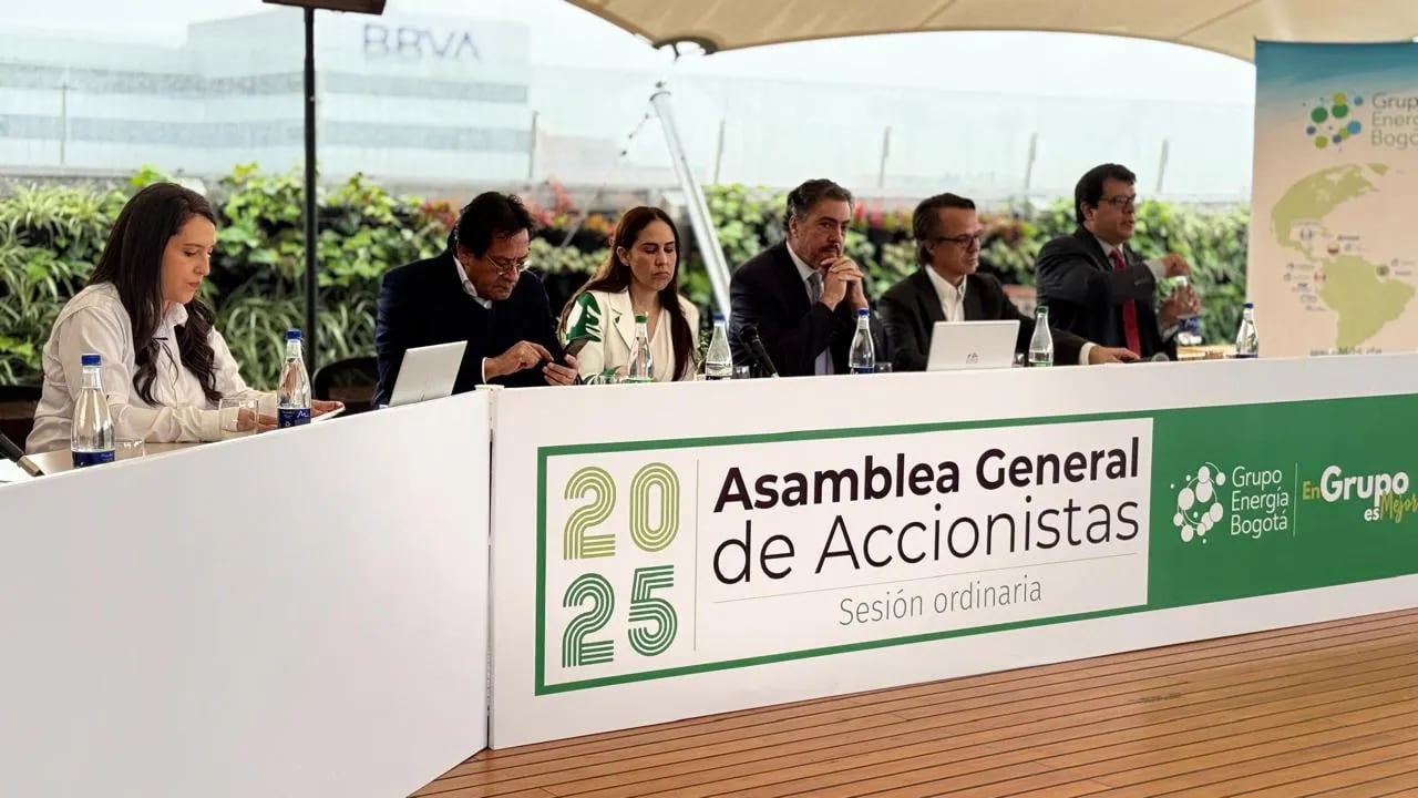 Asamblea del Grupo Energía Bogotá estuvo liderada por el presidente del Grupo, Juan Ricardo Ortega, y el presidente de la junta directiva, Andrés Escobar.