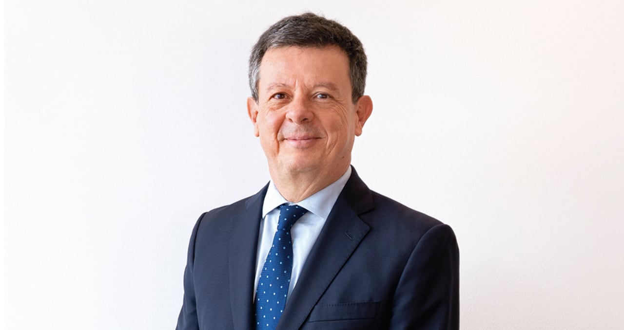 Mauricio PiñerosPérez Llorca, Gómez-Pinzón