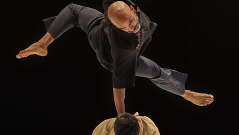 Kevin Turner, del Reino Unido, ha desarrollado parte de su trabajo alrededor de la relación entre danza y salud mental, con procesos comunitarios y reflexiones sobre las masculinidades.