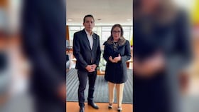La ministra de Educación, Viviane Morales y Rodrigo Peñailillo, representante en Colombia de CAF –Banco de Desarrollo de América Latina y el Caribe