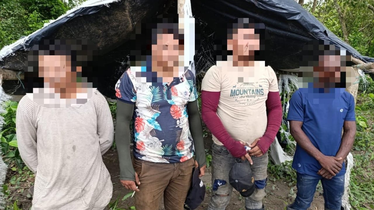 Los sujetos fueron capturados en una oeración de control fluvial, adelantada por la Armada de Colombia en Maní, Casanare.