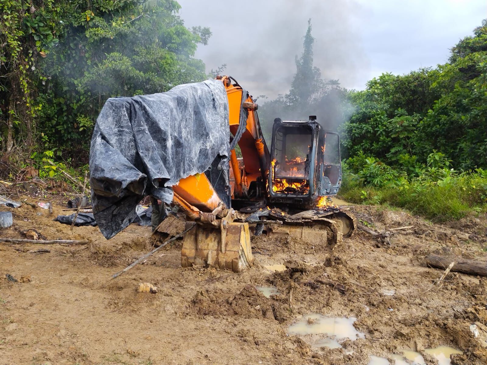 Mineria ilegal en el rio Patía