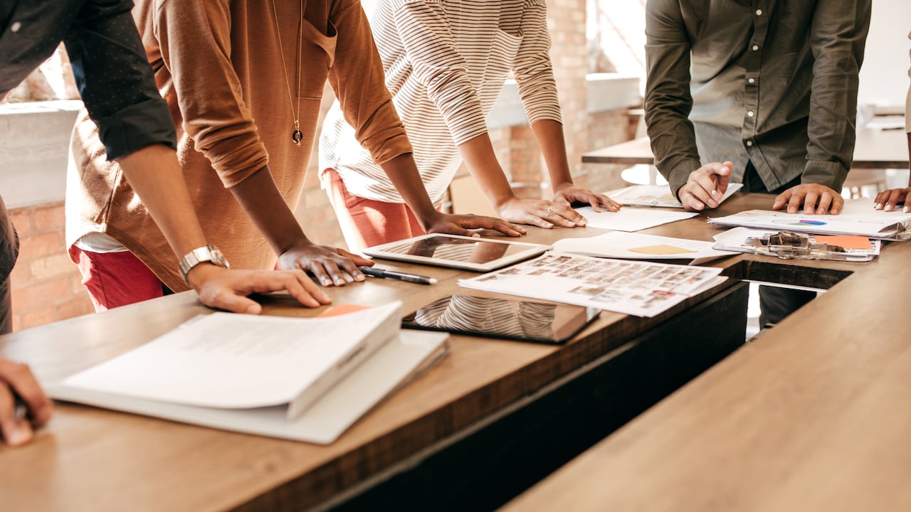 En alianza con Bancóldex, Finagro y el Banco Agrario, 12.310 unidades económicas de mujer resultaron favorecidas con créditos blandos que ascendieron a más de 80.000 millones de pesos.